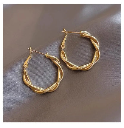 Hooped Earrings to Stack Collection