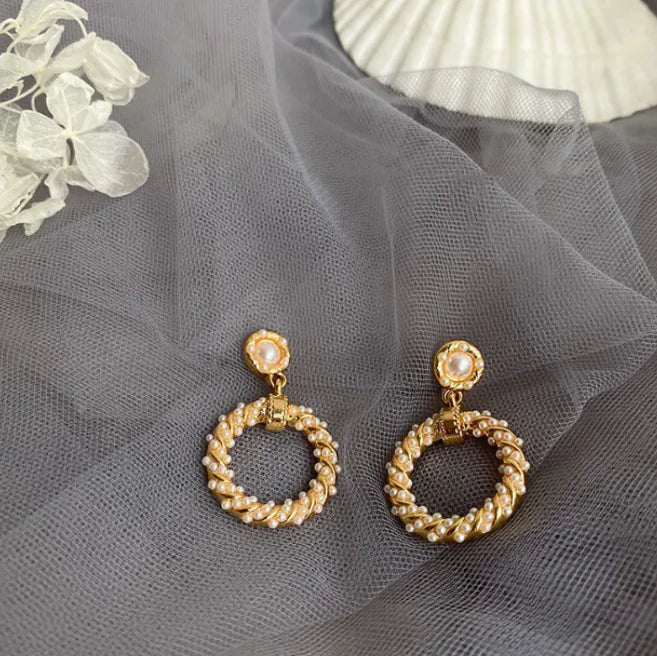 French Retro Pearl Earrings