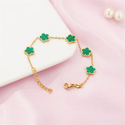 Clover Charms